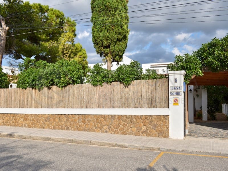 6 Zimmer Villa zu verkaufen in Sant Antoni de Portmany mit Pool Garage - 1.200.000 € (Ref: 10174548)