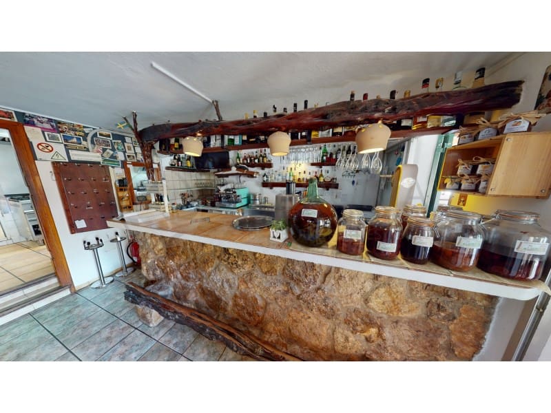 2 slaapkamer Restaurant/bar te koop in Sant Antoni de Portmany - € 1.500.000 (Ref: 8951941)