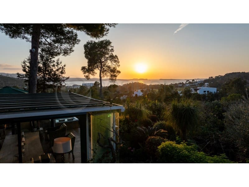 3 soveværelse Villa til salg i Cala Gracio med garage - € 3.500.000 (Ref: 9017127)