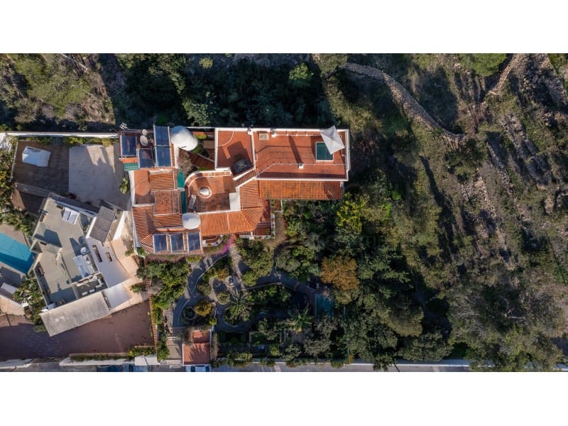 3 soveværelse Villa til salg i Cala Gracio med garage - € 3.500.000 (Ref: 9017127)