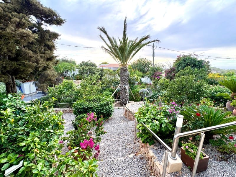 3 soveværelse Villa til salg i Cala Gracio med garage - € 3.500.000 (Ref: 9017127)