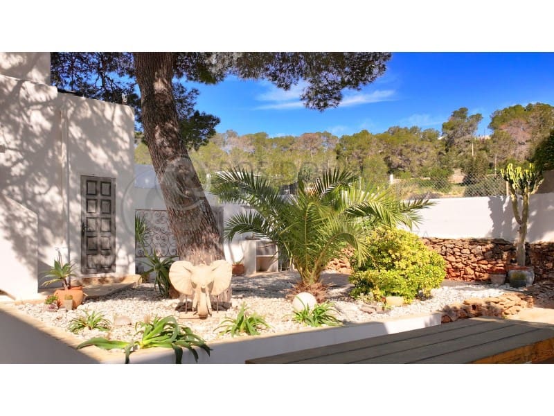 6 soveværelse Villa til salg i Cala Gracio - € 2.590.000 (Ref: 9648010)