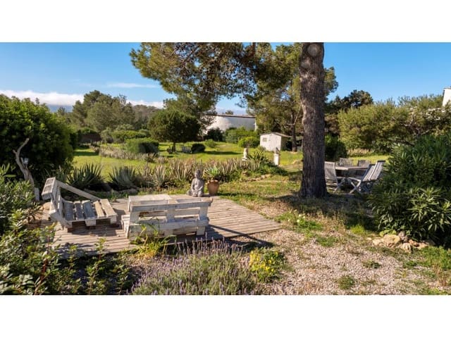 6 soveværelse Villa til salg i Cala Gracio, Sant Antoni de Portmany - € 2.590.000 (Ref: 9648010)