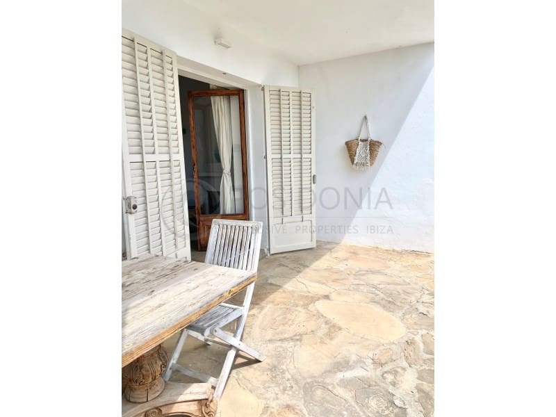 6 soveværelse Villa til salg i Cala Gracio - € 2.390.000 (Ref: 9648010)