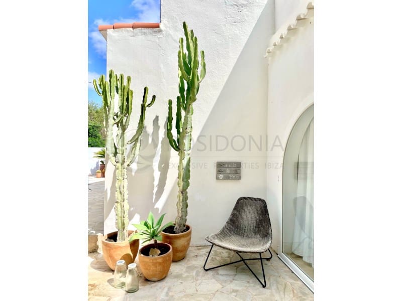 6 soveværelse Villa til salg i Cala Gracio - € 2.390.000 (Ref: 9648010)