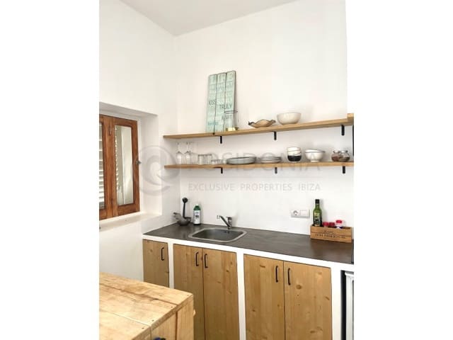 6 soveværelse Villa til salg i Cala Gracio, Sant Antoni de Portmany - € 2.390.000 (Ref: 9648010)