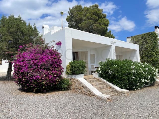 6 soveværelse Villa til salg i Cala Gracio, Sant Antoni de Portmany - € 2.390.000 (Ref: 9648010)