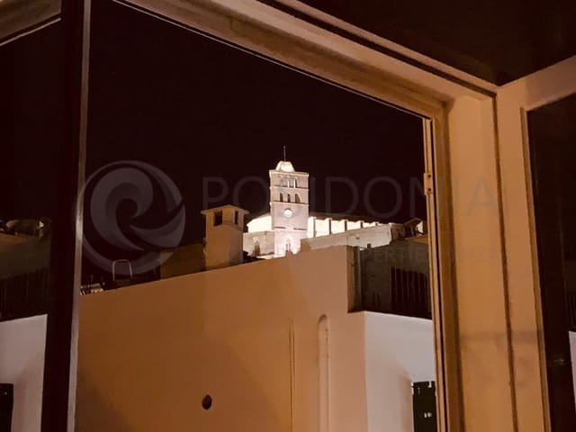 2 bedroom Penthouse for sale in Ibiza / Eivissa town - € 590,000 (Ref: 9659309)