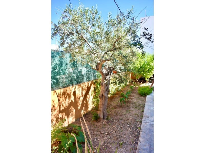 4 bedroom Villa for sale in Sant Antoni de Portmany - € 995,000 (Ref: 9949476)