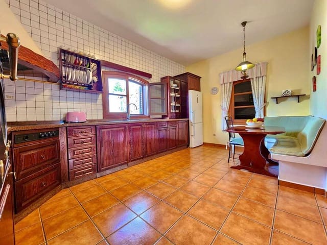 4 soveværelse Villa til salg i Tahiche, Teguise - € 634.000 (Ref: 8145503)