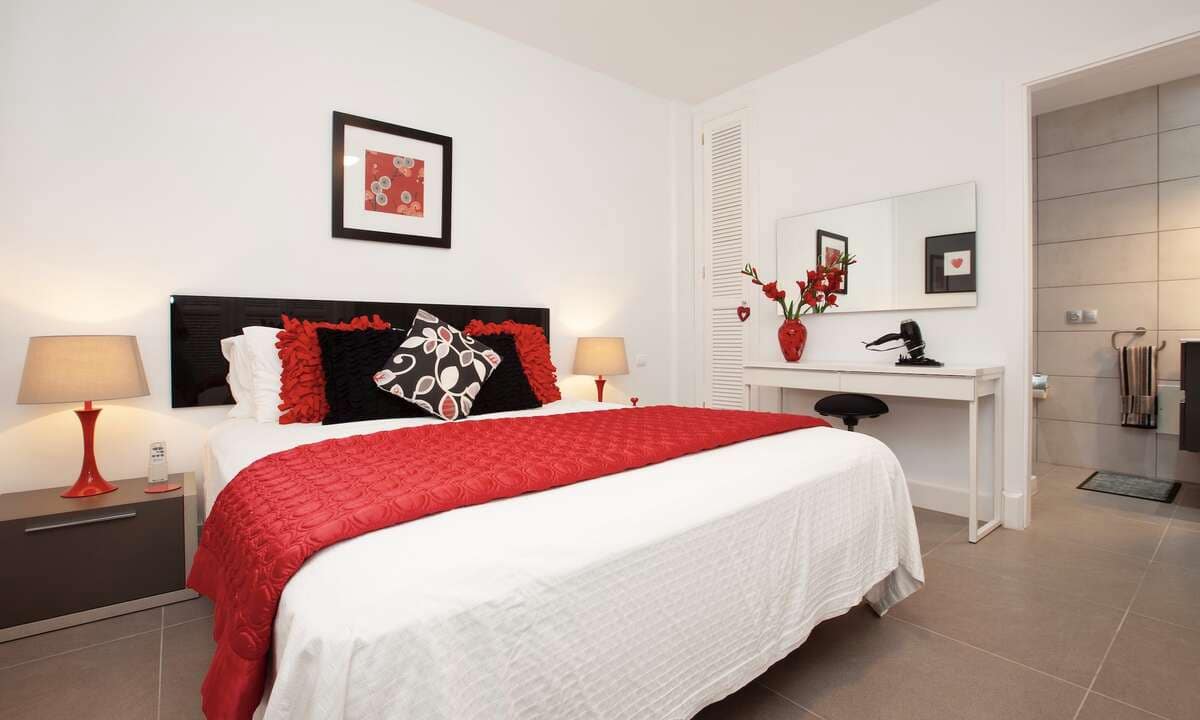 7 slaapkamer Villa te koop in Playa Blanca met garage - € 2.800.000 (Ref: 8147652)