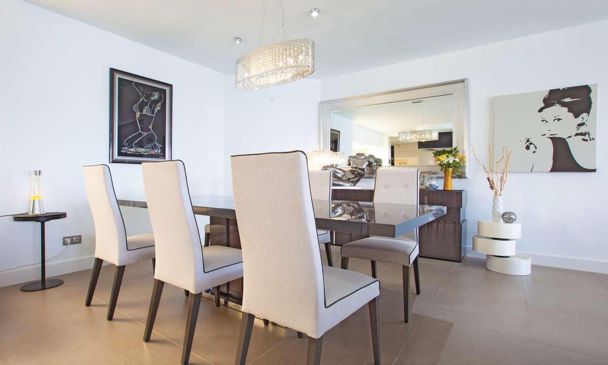 7 slaapkamer Villa te koop in Playa Blanca met garage - € 2.800.000 (Ref: 8147652)