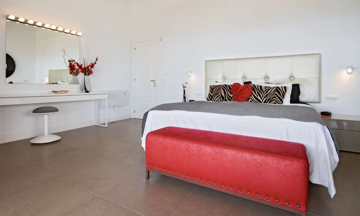 7 slaapkamer Villa te koop in Playa Blanca met garage - € 2.800.000 (Ref: 8147652)