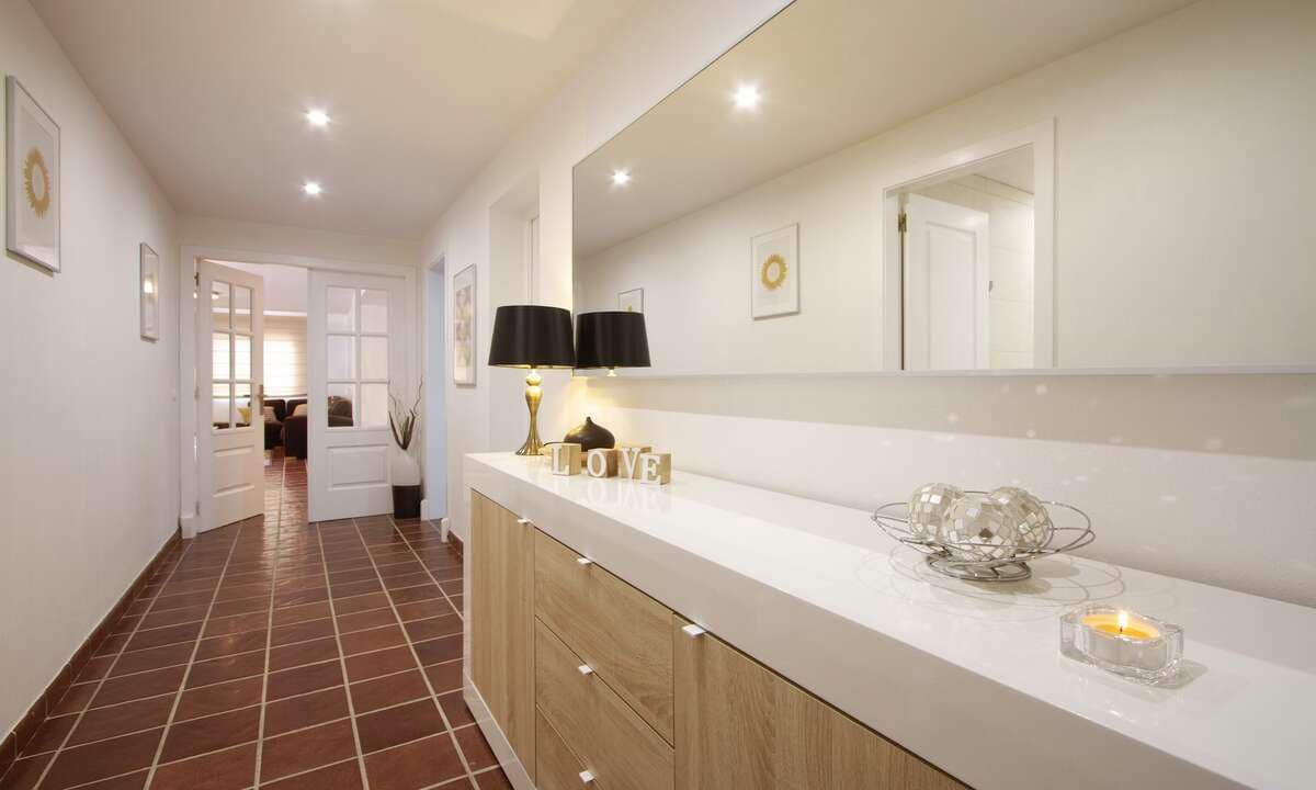 7 slaapkamer Villa te koop in Playa Blanca met garage - € 2.800.000 (Ref: 8147652)