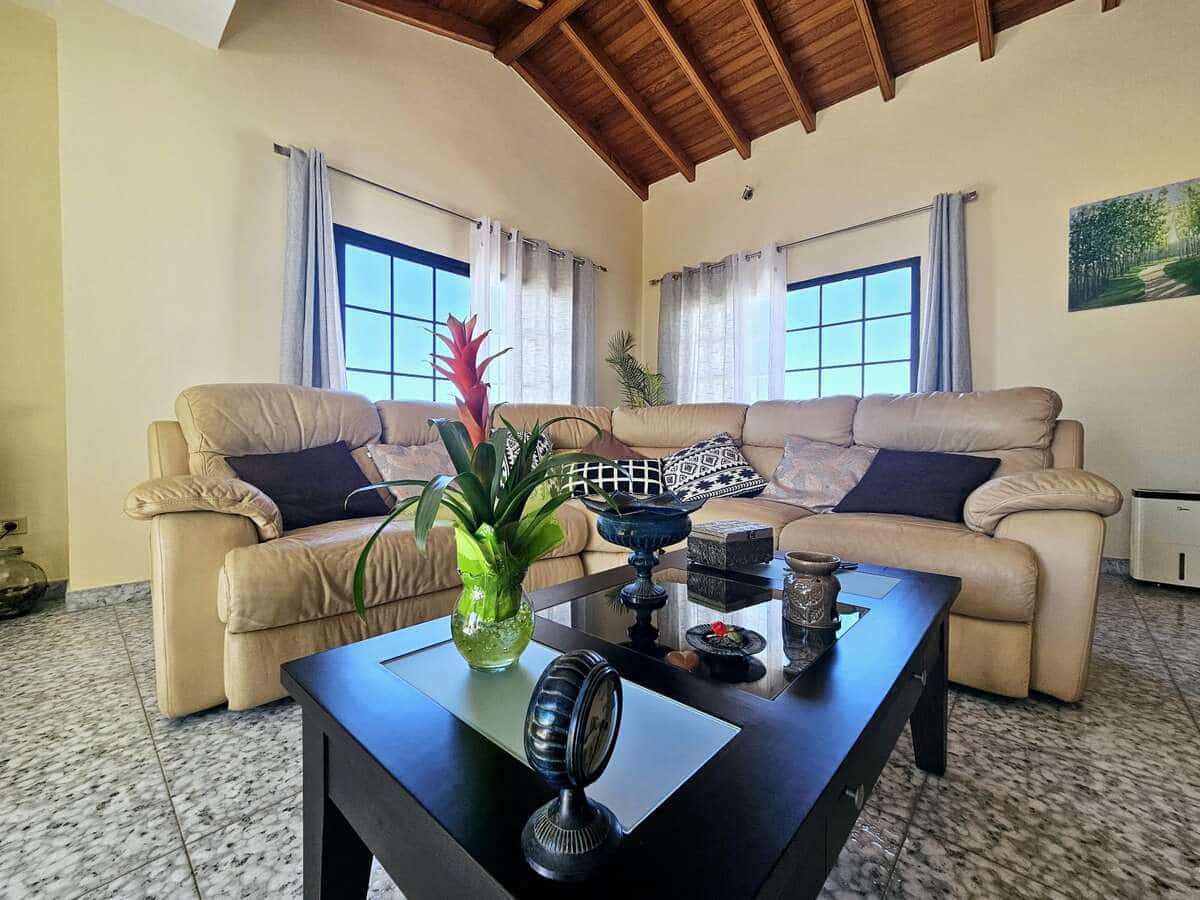 7 bedroom Villa for sale in Tahiche with garage - € 745,000 (Ref: 8176822)