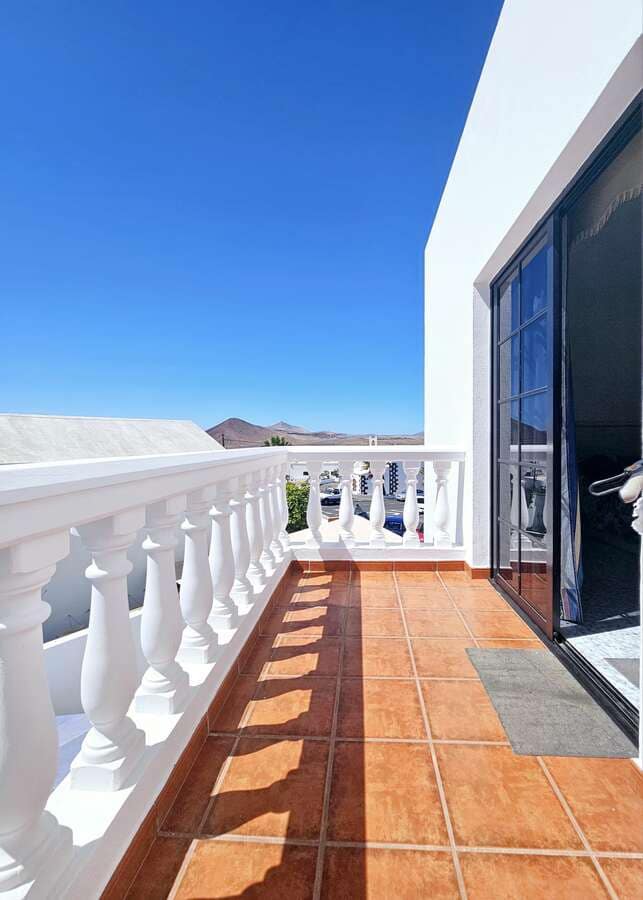 7 quarto Moradia para venda em Tahiche com garagem - 745 000 € (Ref: 8176822)