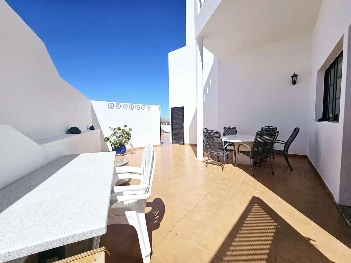 7 quarto Moradia para venda em Tahiche com garagem - 745 000 € (Ref: 8176822)