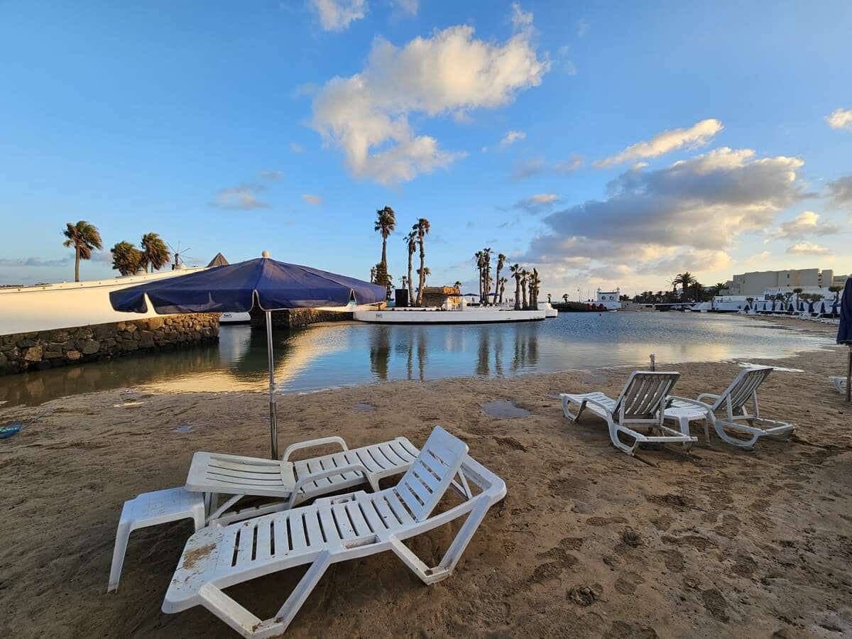 2 soveværelse Semi-Rækkehus til leje i Costa Teguise med swimmingpool garage - € 3.000 (Ref: 8262835)