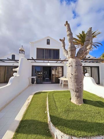 2 sypialnia Dom blizniak do wynajęcia w Costa Teguise, Teguise z basenem garażem - 2 500 € (Ref: 8262835)