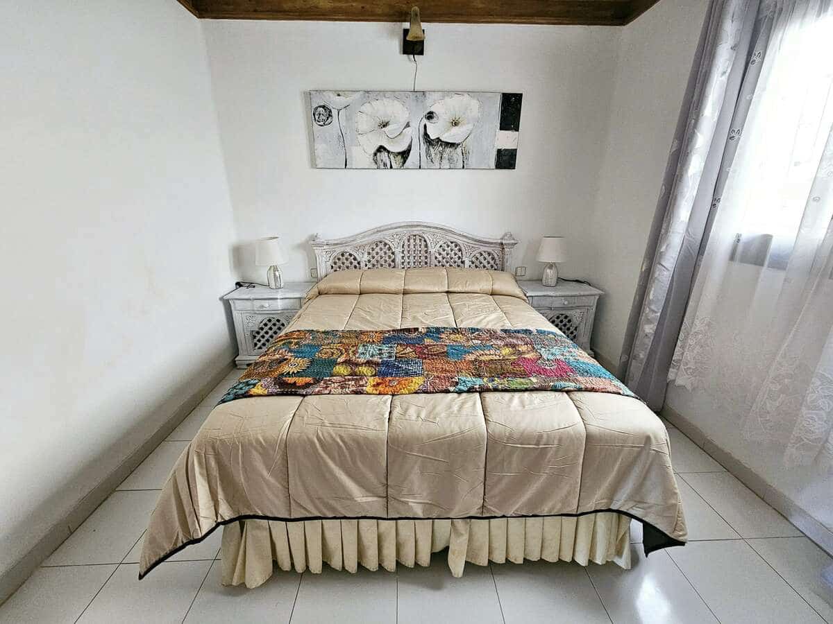 2 soveværelse Semi-Rækkehus til leje i Costa Teguise med swimmingpool garage - € 2.500 (Ref: 8262835)