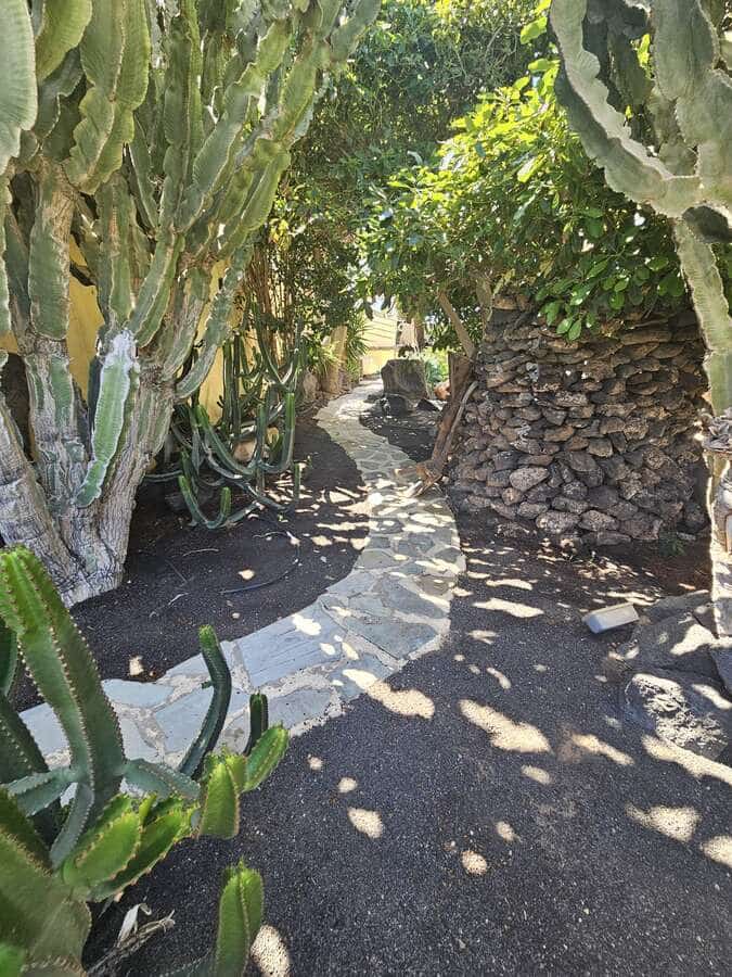 4 slaapkamer Villa te koop in Costa Teguise met garage - € 895.000 (Ref: 8571906)