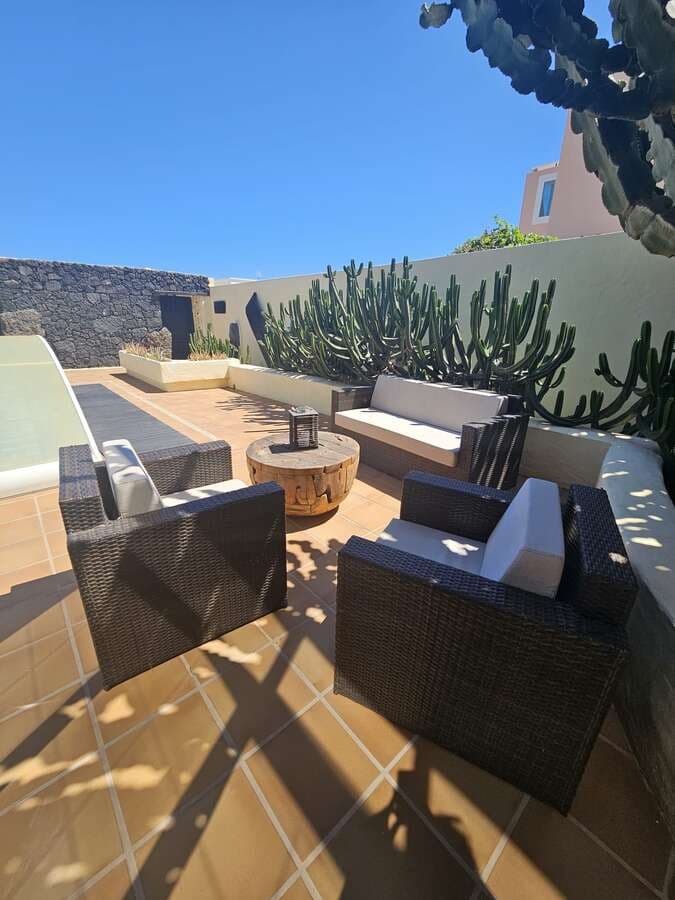4 soverom Villa til salgs i Costa Teguise med garasje - € 895 000 (Ref: 8571906)