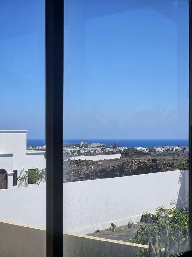 4 soverom Villa til salgs i Costa Teguise med garasje - € 895 000 (Ref: 8571906)