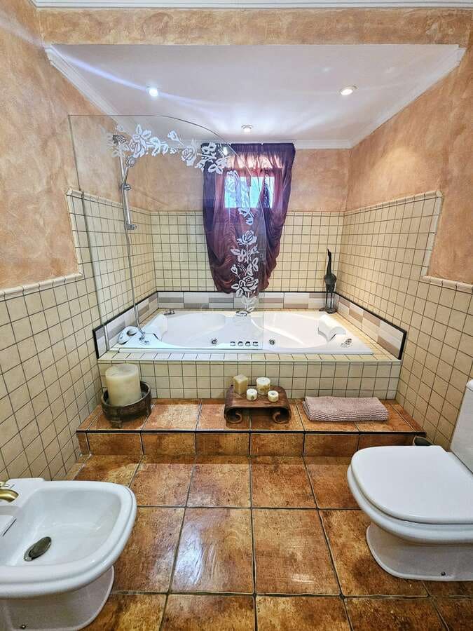 4 soverom Villa til salgs i Costa Teguise med garasje - € 895 000 (Ref: 8571906)
