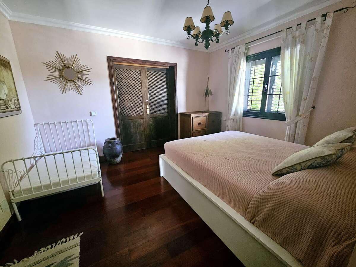 4 soverom Villa til salgs i Costa Teguise med garasje - € 895 000 (Ref: 8571906)