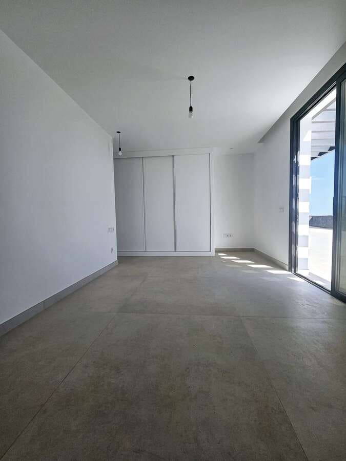 4 soverom Villa til salgs i Costa Teguise med svømmebasseng garasje - € 900 000 (Ref: 8679404)