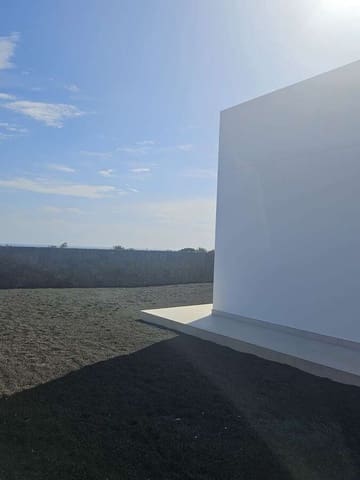 4 soveværelse Villa til salg i Costa Teguise, Teguise med swimmingpool garage - € 900.000 (Ref: 8679404)