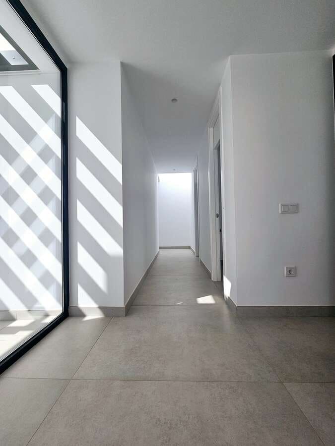 4 soverom Villa til salgs i Costa Teguise med svømmebasseng garasje - € 900 000 (Ref: 8679404)