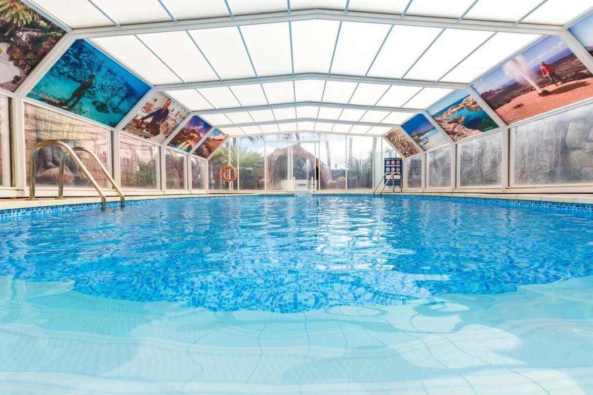 3 soveværelse Villa til salg i Playa Blanca med swimmingpool garage - € 650.000 (Ref: 8775816)