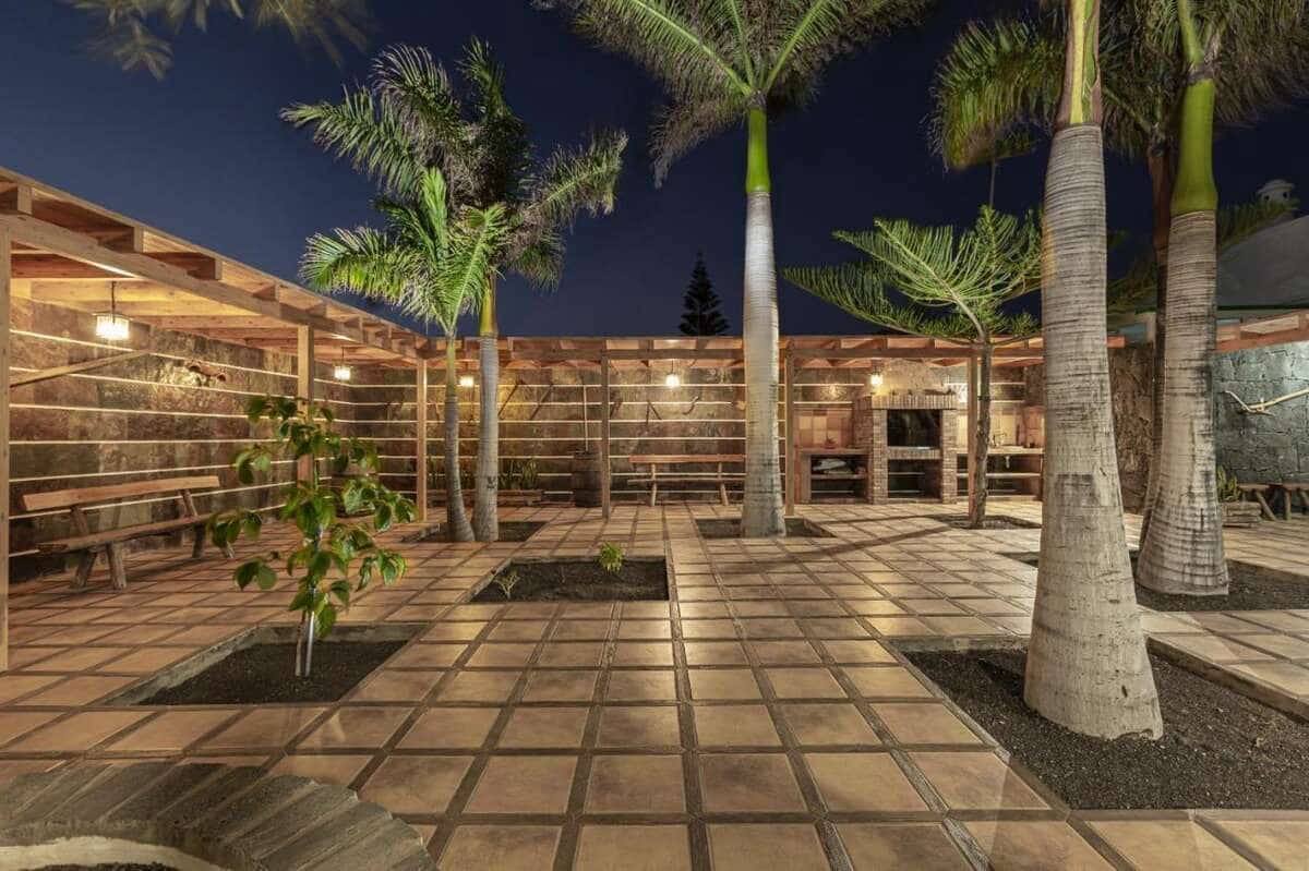 3 soveværelse Villa til salg i Playa Blanca med swimmingpool garage - € 650.000 (Ref: 8775816)