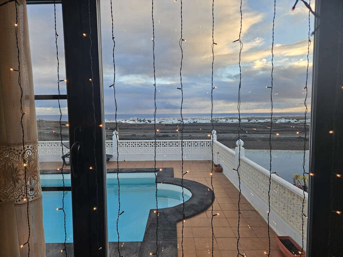 5 slaapkamer Villa te koop in Tahiche met garage - € 575.000 (Ref: 8783302)