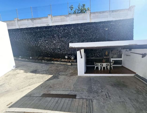 5 soverom Villa til salgs i Tahiche, Teguise med garasje - € 575 000 (Ref: 8783302)