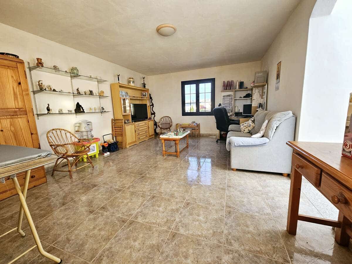 5 slaapkamer Villa te koop in Tahiche met garage - € 575.000 (Ref: 8783302)