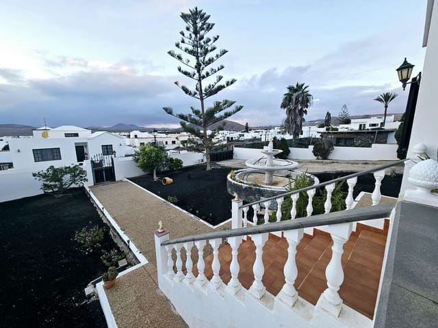 5 soverom Villa til salgs i Tahiche, Teguise med garasje - € 575 000 (Ref: 8783302)