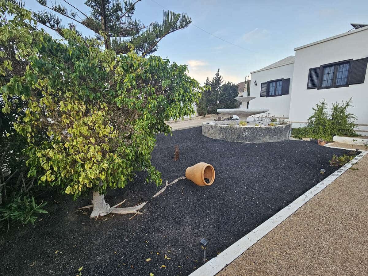 5 slaapkamer Villa te koop in Tahiche met garage - € 575.000 (Ref: 8783302)