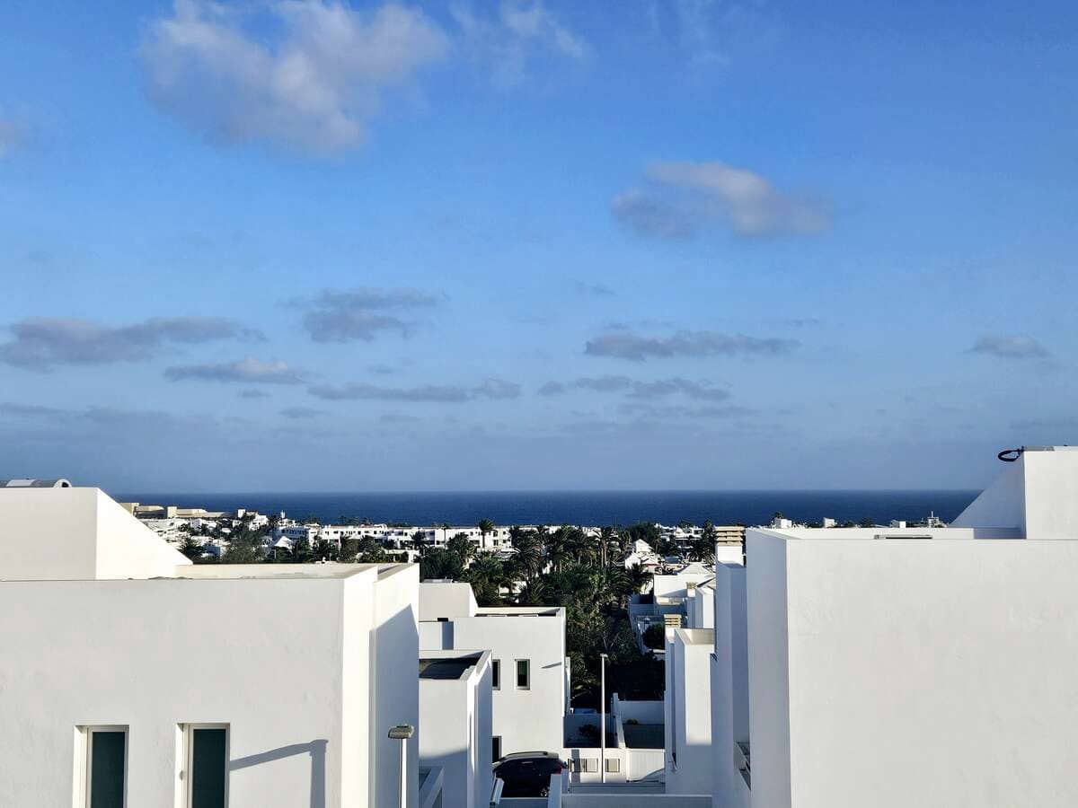 5 soveværelse Villa til salg i Costa Teguise med swimmingpool garage - € 950.000 (Ref: 8804031)