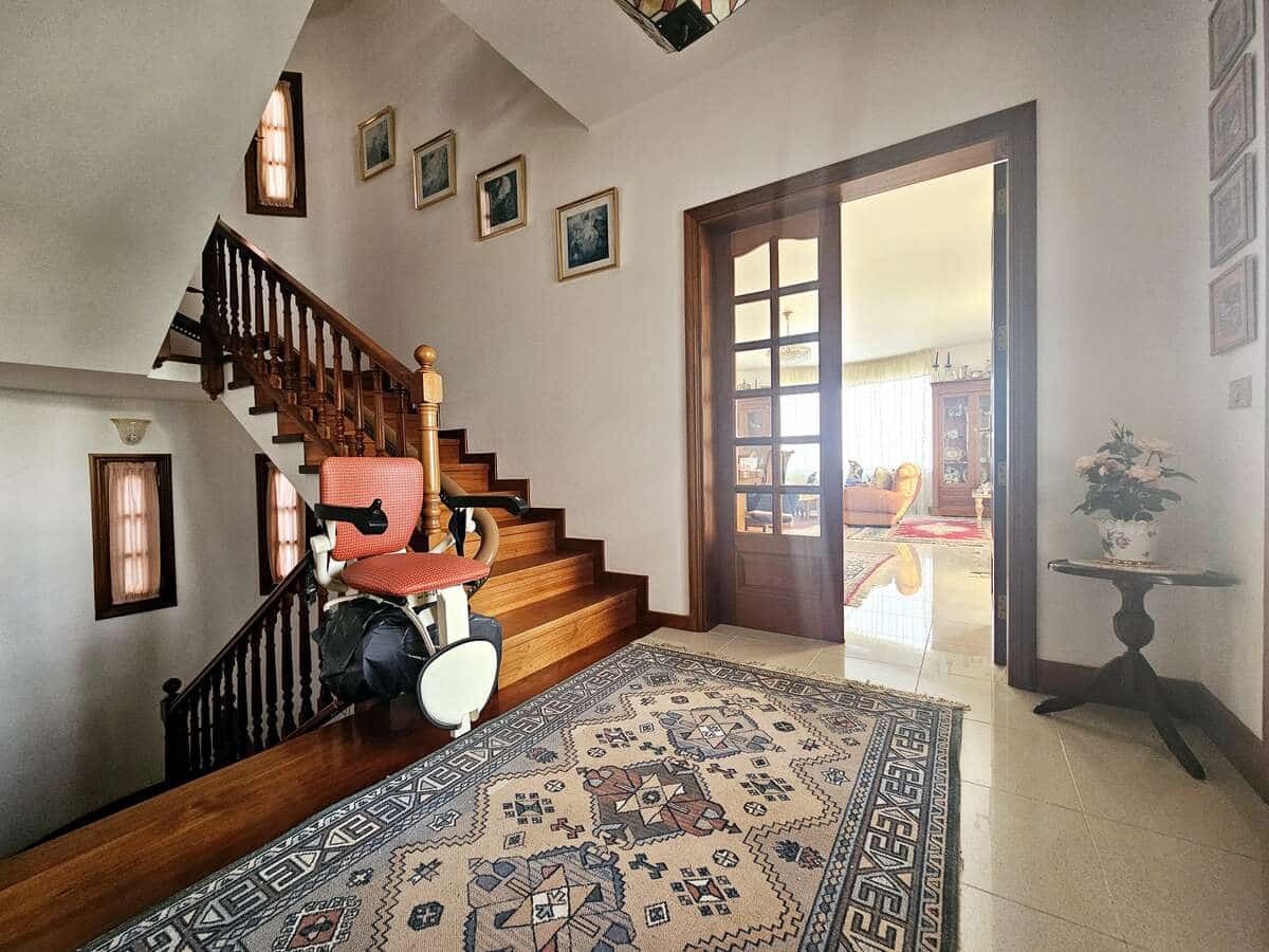 5 soveværelse Villa til salg i Costa Teguise med swimmingpool garage - € 950.000 (Ref: 8804031)