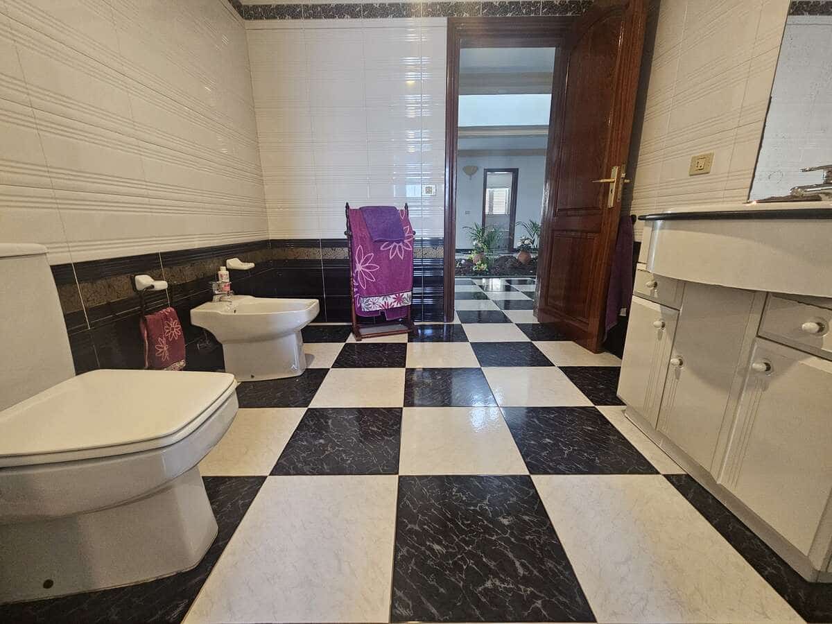 4 soveværelse Villa til salg i El Islote med garage - € 525.000 (Ref: 8925936)