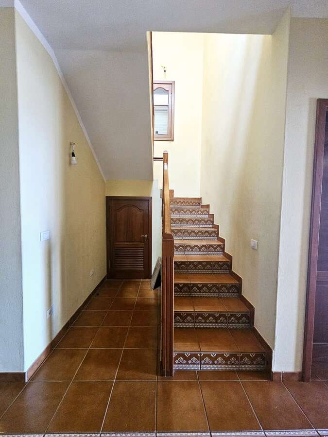 4 soveværelse Villa til salg i Tahiche med garage - € 499.000 (Ref: 8975598)