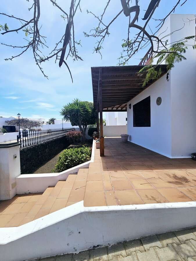 4 soveværelse Villa til salg i Tahiche med garage - € 499.000 (Ref: 8975598)