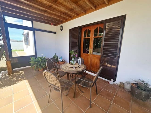 4 soverom Villa til salgs i Tahiche, Teguise med garasje - € 499 000 (Ref: 8975598)