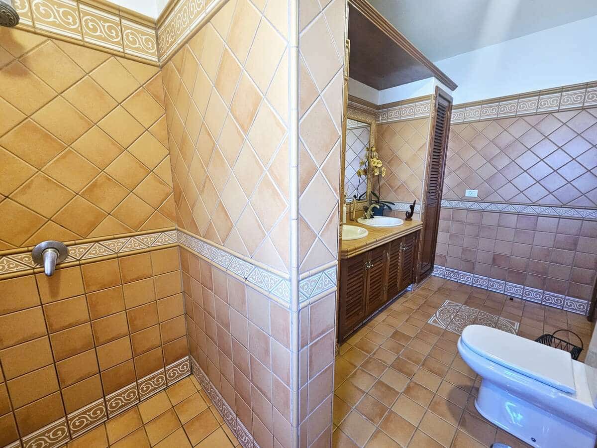 4 soveværelse Villa til salg i Tahiche med garage - € 499.000 (Ref: 8975598)