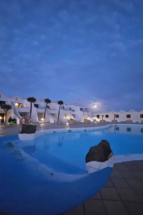 1 slaapkamer Appartement te koop in Costa Teguise met zwembad - € 180.000 (Ref: 8996459)