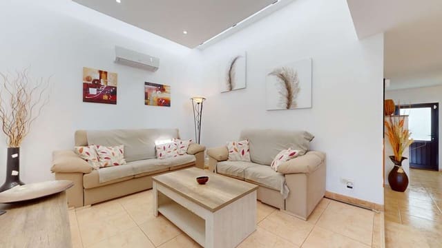 3 bedroom Finca/Country House for sale in Playa Blanca, Yaiza with pool garage - € 475,000 (Ref: 9109971)