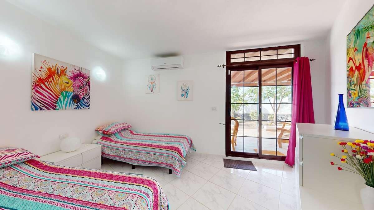 3 bedroom Finca/Country House for sale in Playa Blanca with pool garage - € 475,000 (Ref: 9109971)