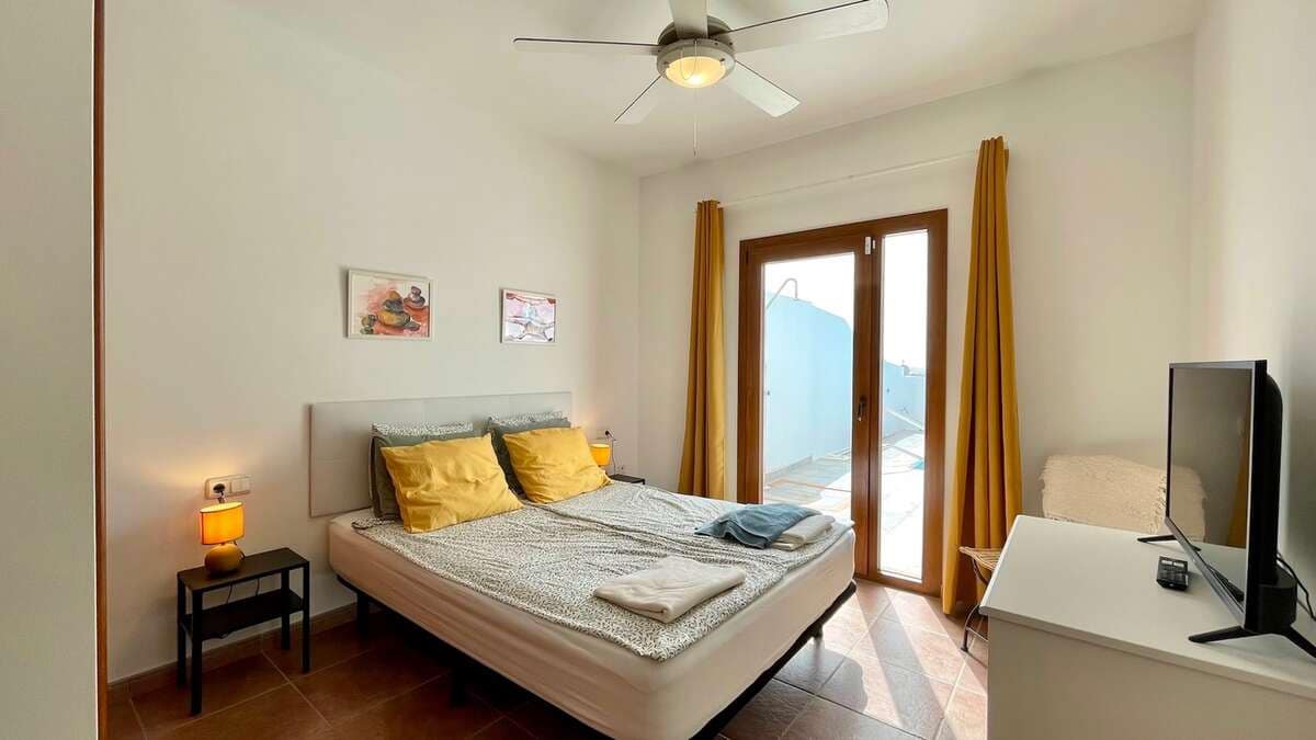 3 soveværelse Villa til salg i Playa Blanca med swimmingpool garage - € 549.000 (Ref: 9160725)